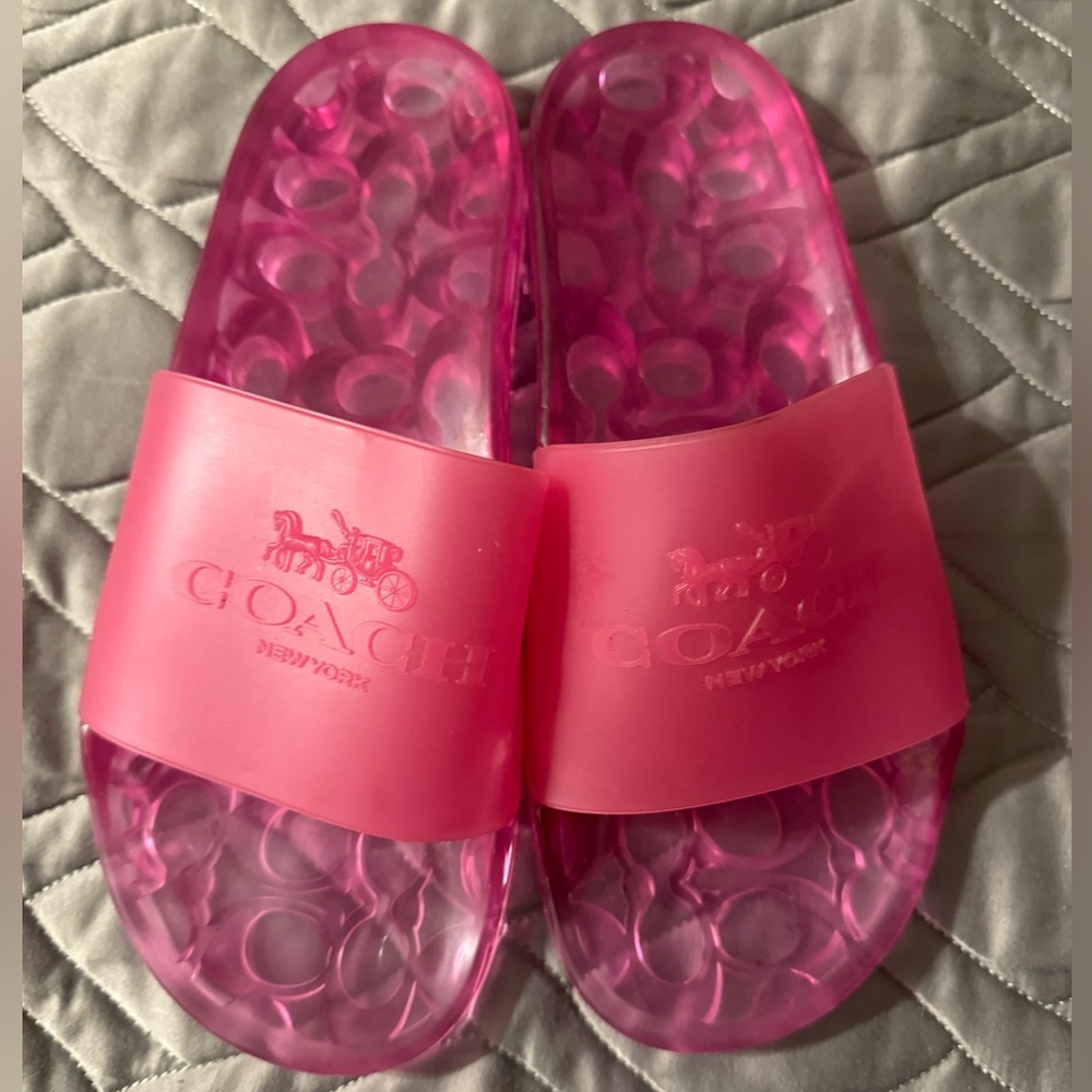 Coach slides